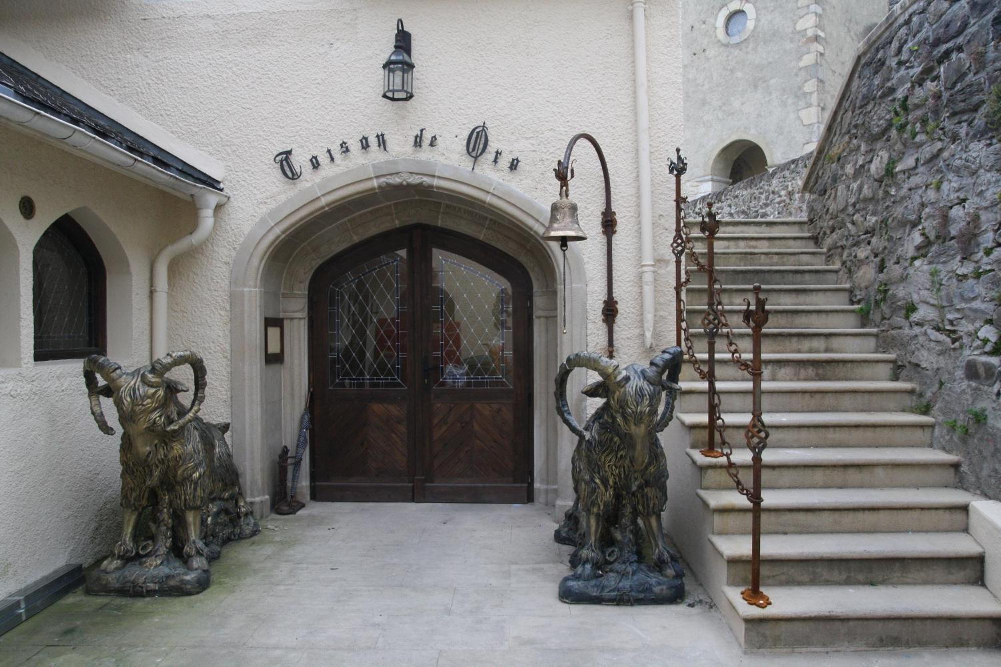 Auberge Toison D'Or Cette-Eygun Экстерьер фото